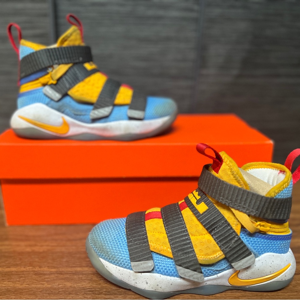 Lebron Soldier 11 Flyease University Gold Size 12